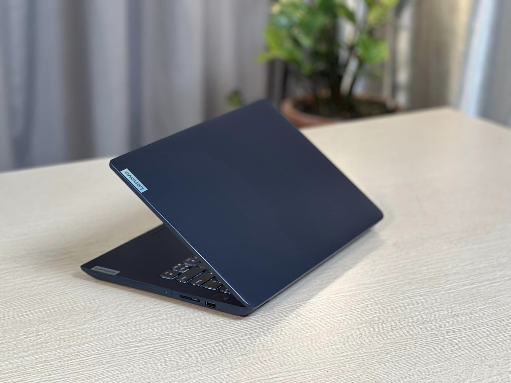 Laptop Lenovo ideaPad 3 14alc6 -8.jpeg